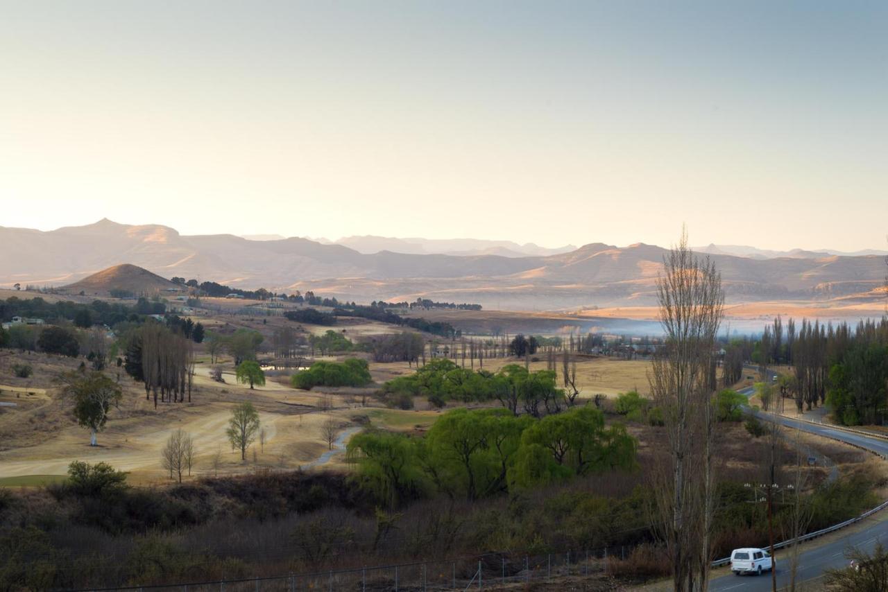 Mont d'Or Hotel Clarens Buitenkant foto