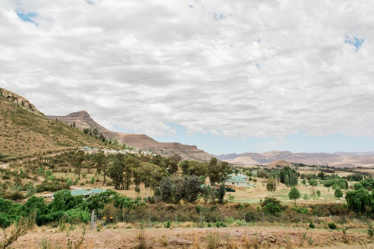 Mont d'Or Hotel Clarens Buitenkant foto